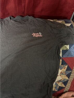 Lincoln Outfitters Women's Charcoal Short Sleeve Tee with Pink Logo